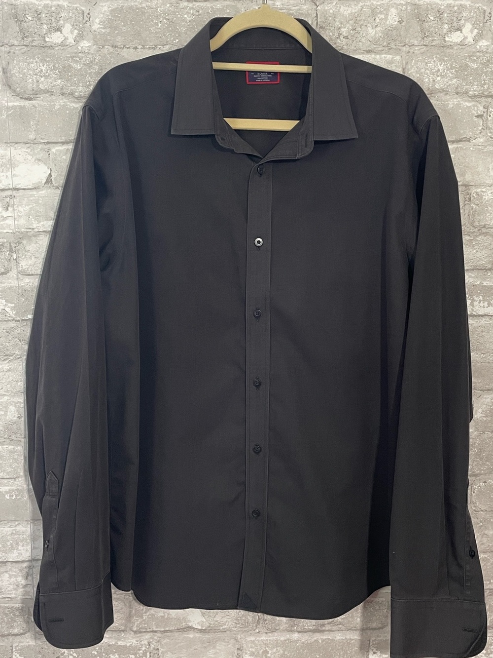 UNTUCKit Mens Black Stone WF Wrinkle Free Cotton Button Down Shirt